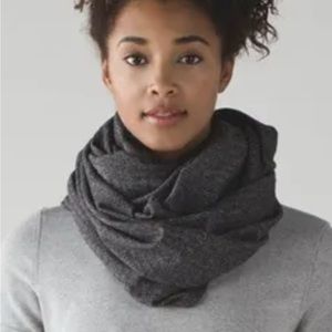Lulu lemon scarf